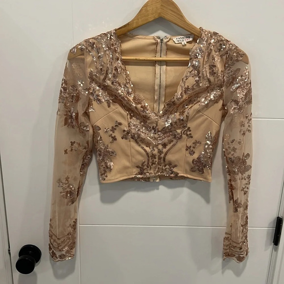 🇺🇸 Fashion Wild Cat sequence long sleeve top  size small - Picture 2 of 9